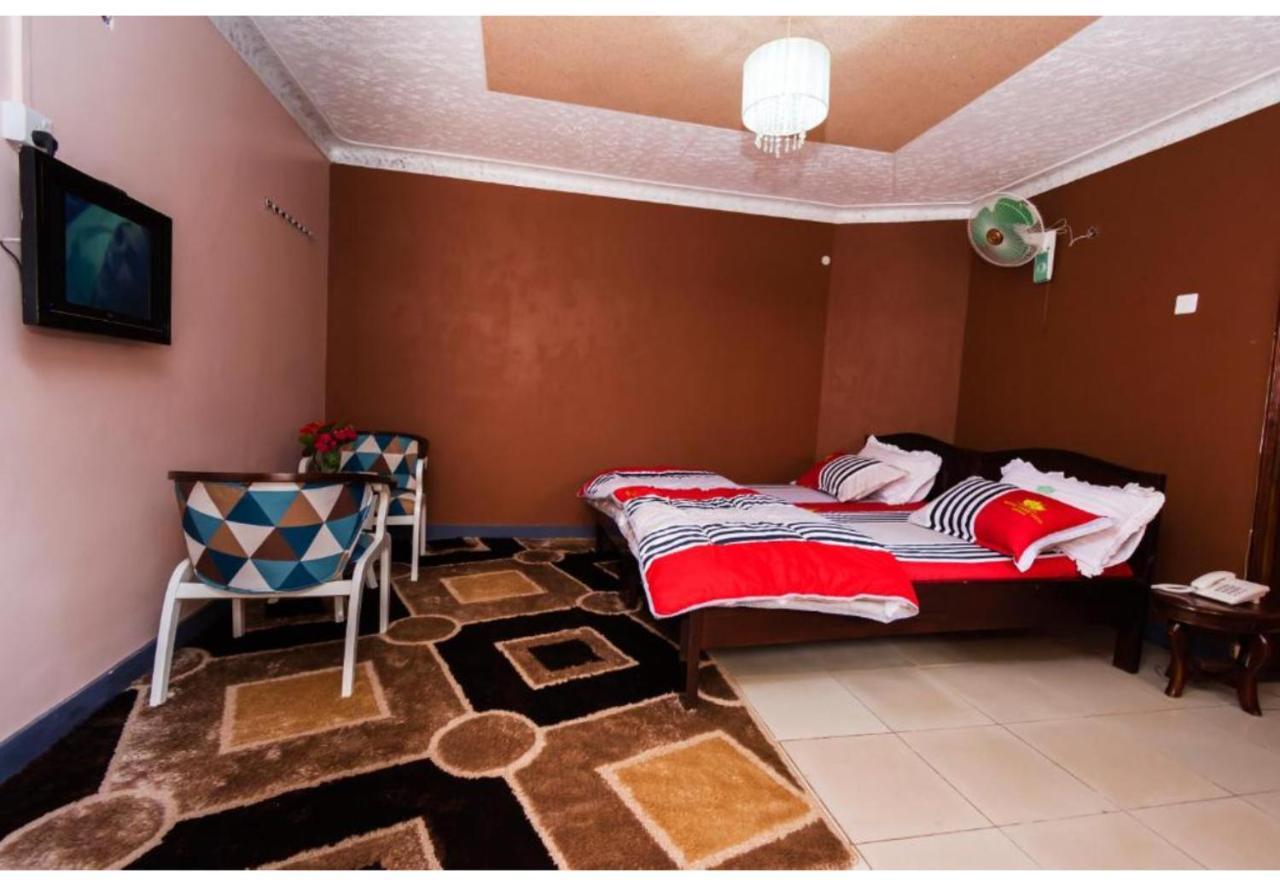 Royal Lake View Gardens Kampala Luaran gambar