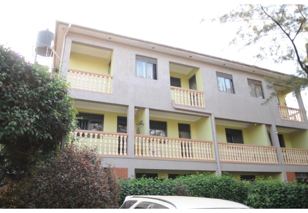 Royal Lake View Gardens Kampala Luaran gambar