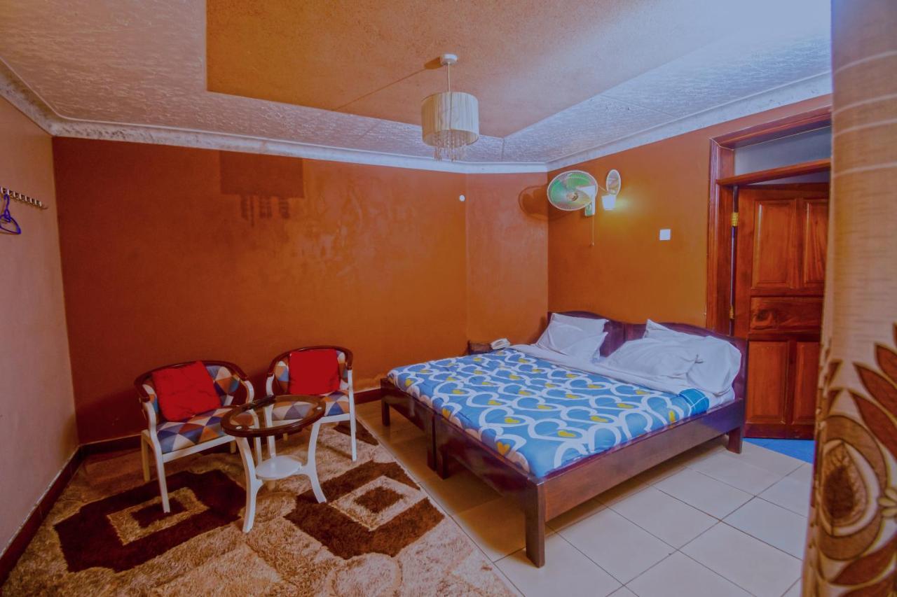 Royal Lake View Gardens Kampala Luaran gambar